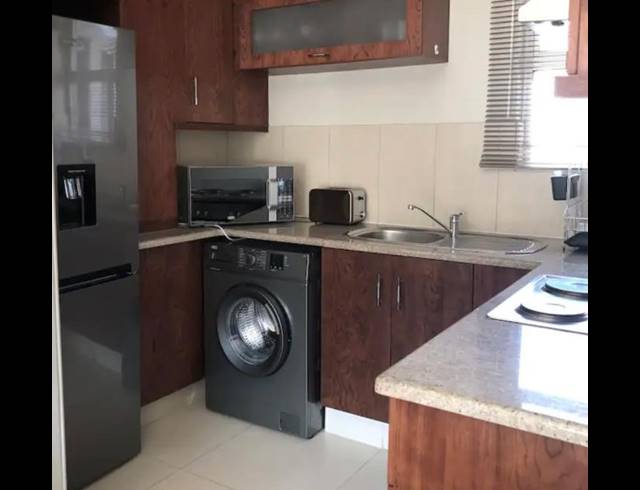 1 BEDROOM APARTMENT FOR SALE IN UMHLANGA RIDGE